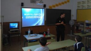 charlas policia colegios