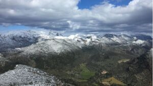 El sol brilla aunque el fr&iacute;o es intenso