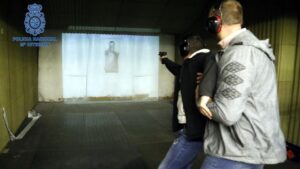 Se forman 16 agentes