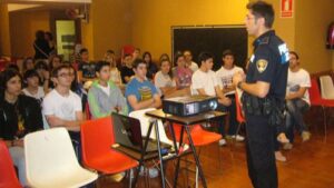 Polic&iacute;a Tutor en Inca