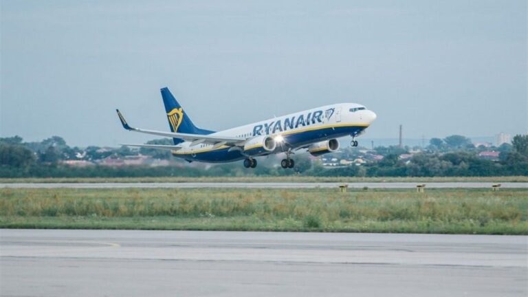Ryanair avión