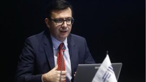 Rom&aacute;n Escolano