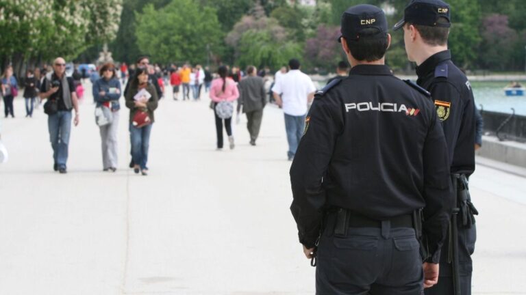 POLI NACIONAL