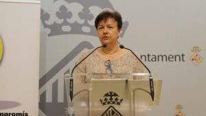 La teniente de alcalde de Educaci&oacute;n y Deportes, Susanna Moll