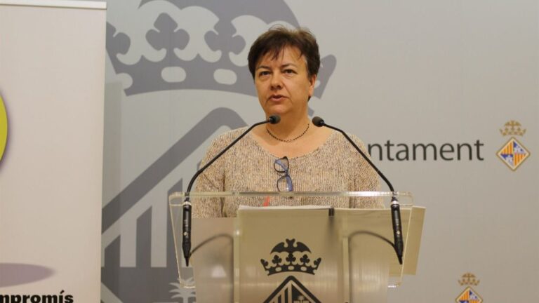 La teniente de alcalde de Educación y Deportes, Susanna Moll