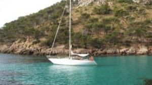 Imagen del velero proporcionada por Salvamento