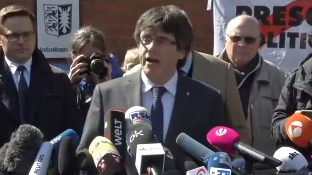 Puigdemont sale de prisión