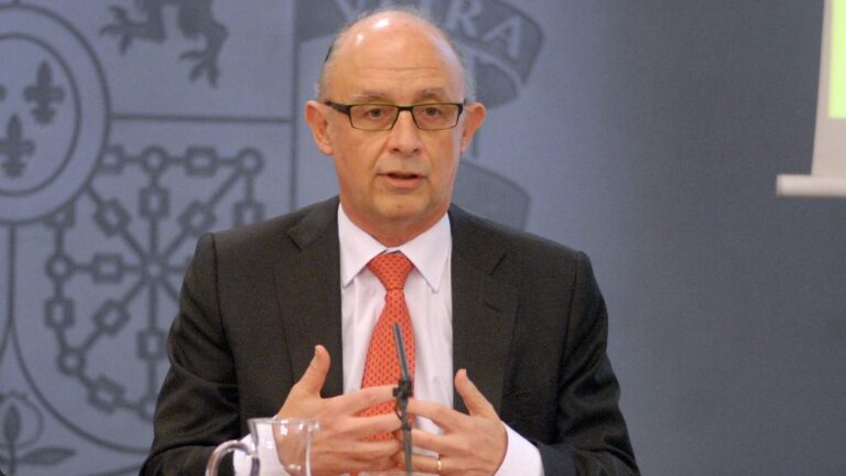 Montoro espera que se puedan aprobar "pronto" los PGE