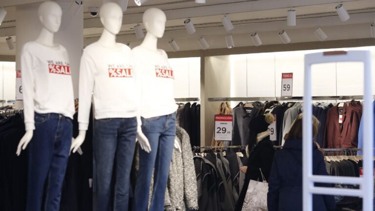 Los que más crecen son los del vestido y el calzado