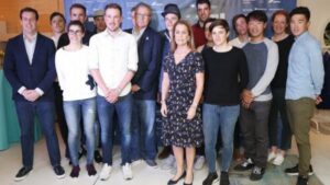 Corredores y equipo directivo de Six Day Series en la 'Cena Iberostar'