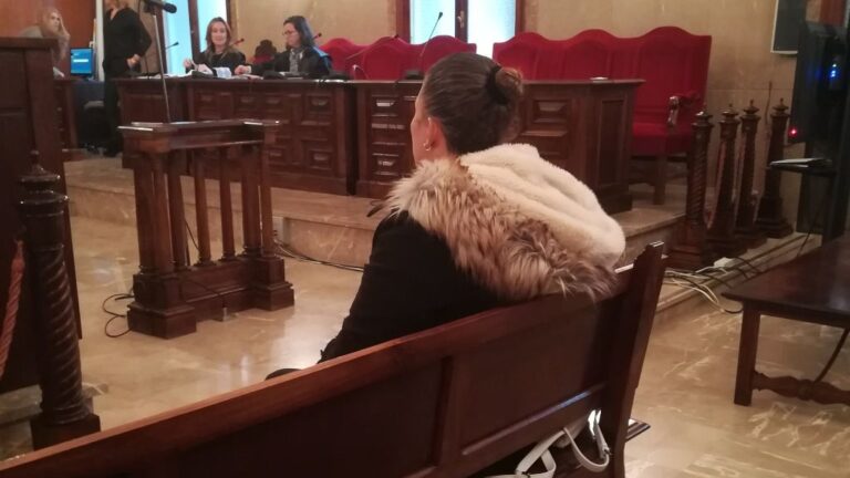 juicio madre prostitución