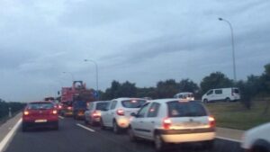 autopista inca retenciones atasco coche