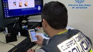 pornografia policia
