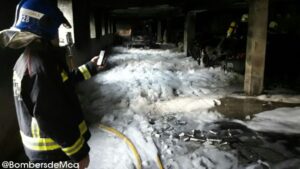 incendio esporles aparcamiento