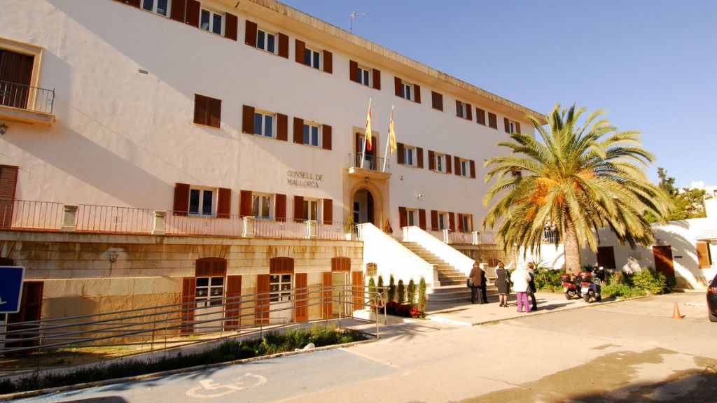 Servicio de atención integral a domicilio para dependientes creado por el IMAS