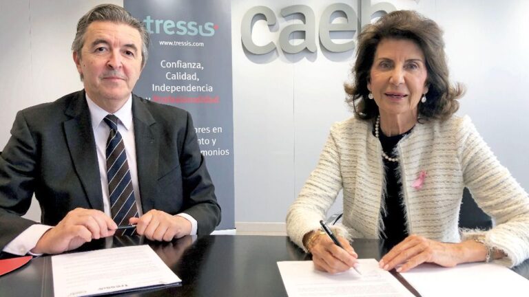 CAEB y Tressis