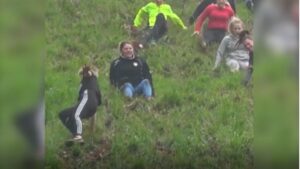 festival del queso rodante