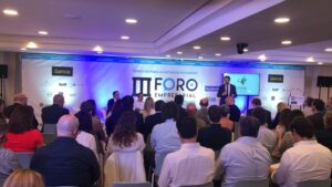 Inicio del Foro con la bienvenida de Antoni Martorell, presidente de COM365