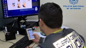 pornografia policia