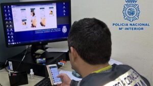 pornografia policia