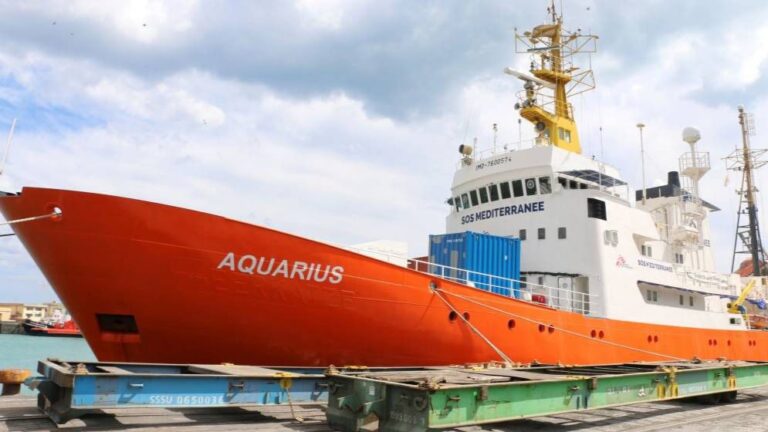Imagen del buque Aquarius