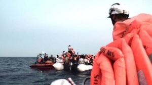 inmigrantes rescate en el mar