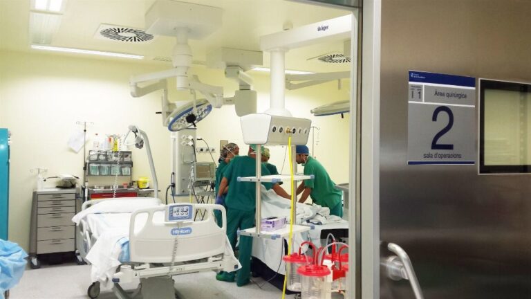medicos quirofano can misses