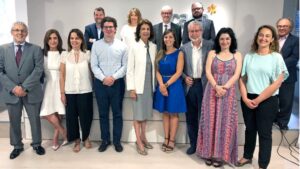 Imagen de los ganadores y reconocidos por CAEB