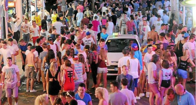 Calvià pone freno a la publicidad ilegal