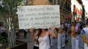 www.mallorcadiario.com_galerias-noticias_galerias_520449_manifestacionanimales_14_