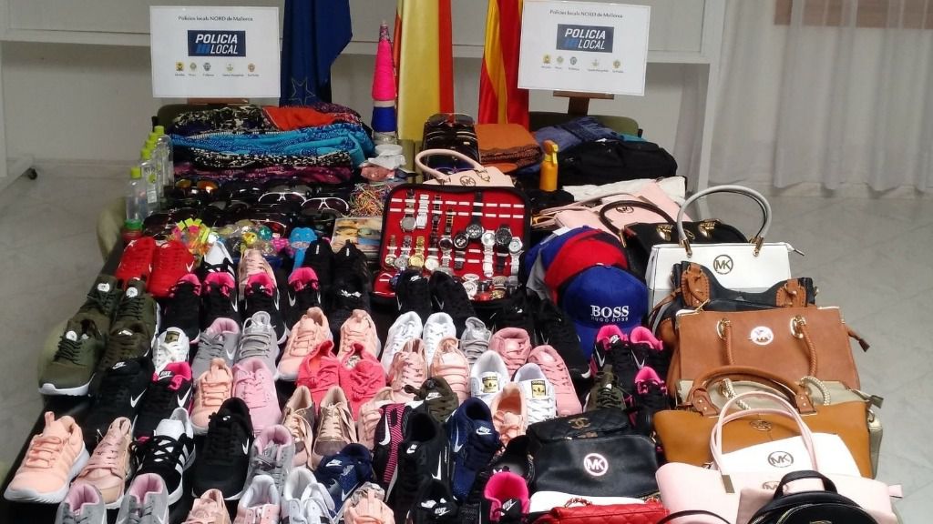 Imagen de las falsificaciones decomisadas