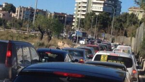 Accesos al colegio Madre Alberta de Palma