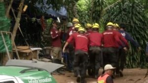 rescate ni&ntilde;os tailandia