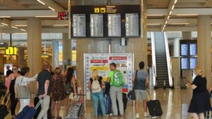 aeropuerto son sant joan avion