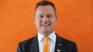 El Director Senior Michael Poglitsch