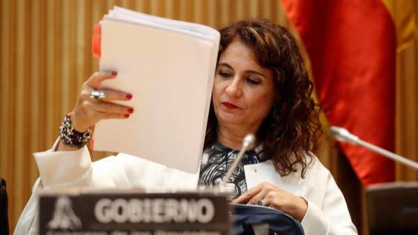 La ministra de Economía y Hacienda, María José Montero