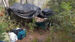 campamento ilegal turistas ibiza