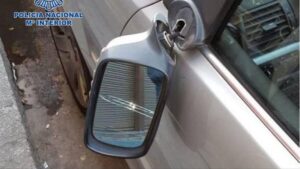 retrovisor vandalismo