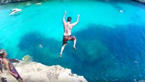 cala santanyi salto al mar