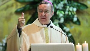 El obispo de Mallorca, Sebasti&agrave; Taltavull