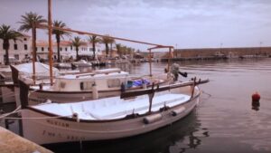 llaut puerto deportivo