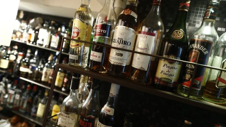 Esta pretensión "es una nueva vuelta de tuerca regulatoria"