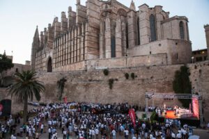 www.mallorcadiario.com_galerias-noticias_galerias_522600_Entregapremos37copadelReyMaprhePalma_20_