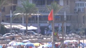 bandera roja ciutat jard&iacute;