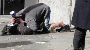 pobre pobreza pedir en la calle