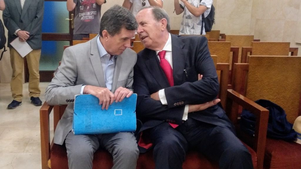 Matas y Rodríguez en el banquillo de los acusados
