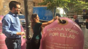 El alcalde de Palma, Antoni Noguera, la presidenta de Emaya, Neus Truyol