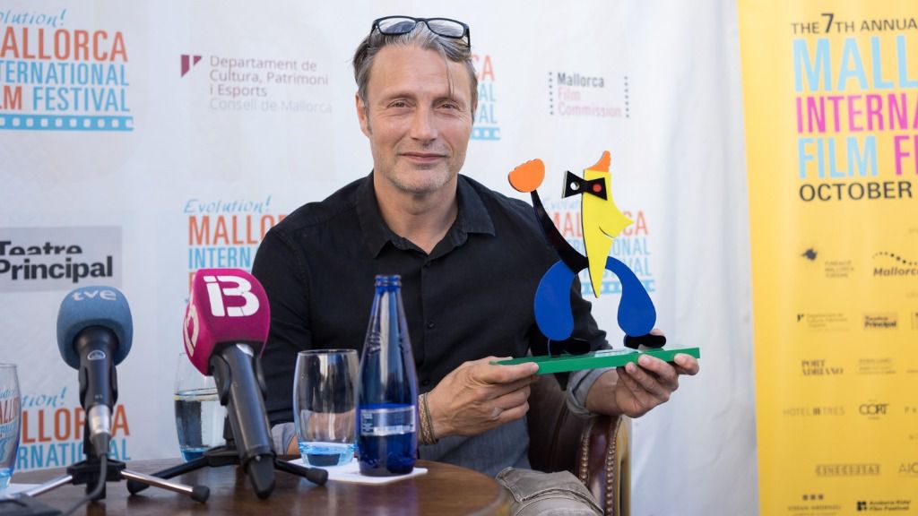 Mads Mikkelsen