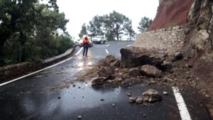 www.mallorcadiario.com_galerias-noticias_galerias_526159_incidenteslluvias_4_