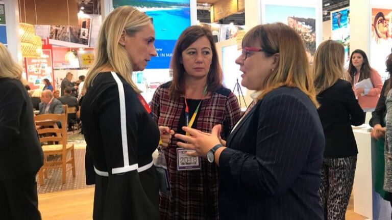 Frontera conversa con la presidenta y vicepresidenta en la World Travel Market